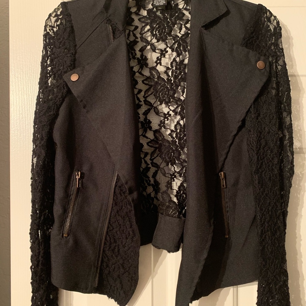 Lace jacket - Picture 2 of 6